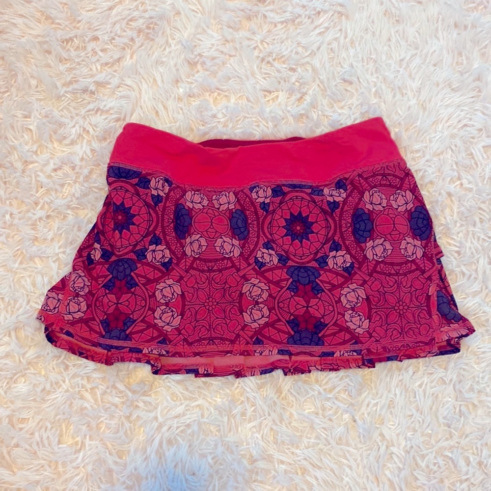 Lulumon skort